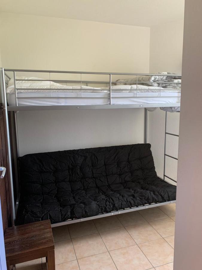 Appartement Dans Residence Avec Piscine Et Parking 위제 외부 사진